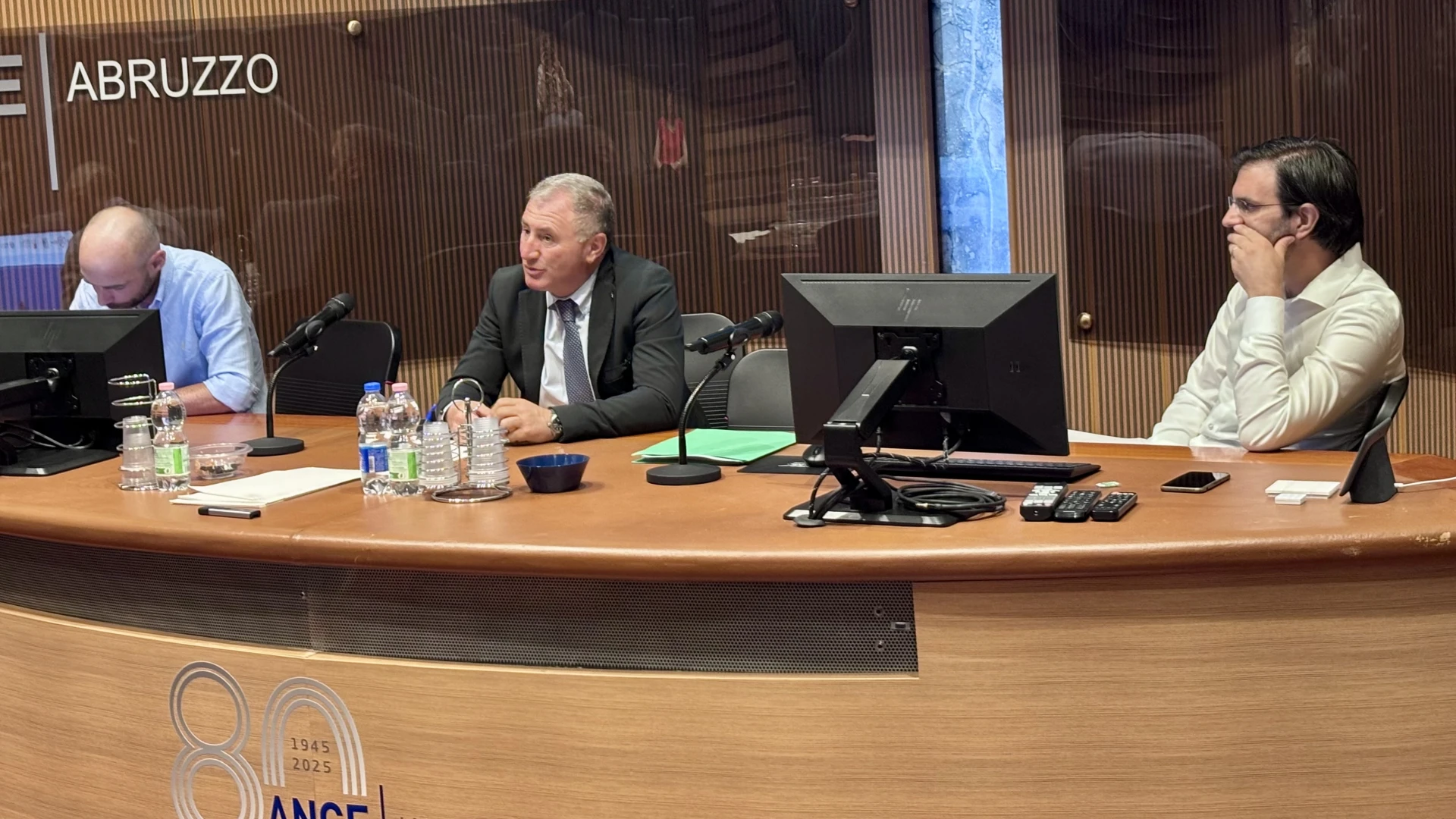 Provincia dell’Aquila: tra cambiamenti demografici e nuove opportunità, si gettano le basi per il piano che ridisegna il futuro del territorio.