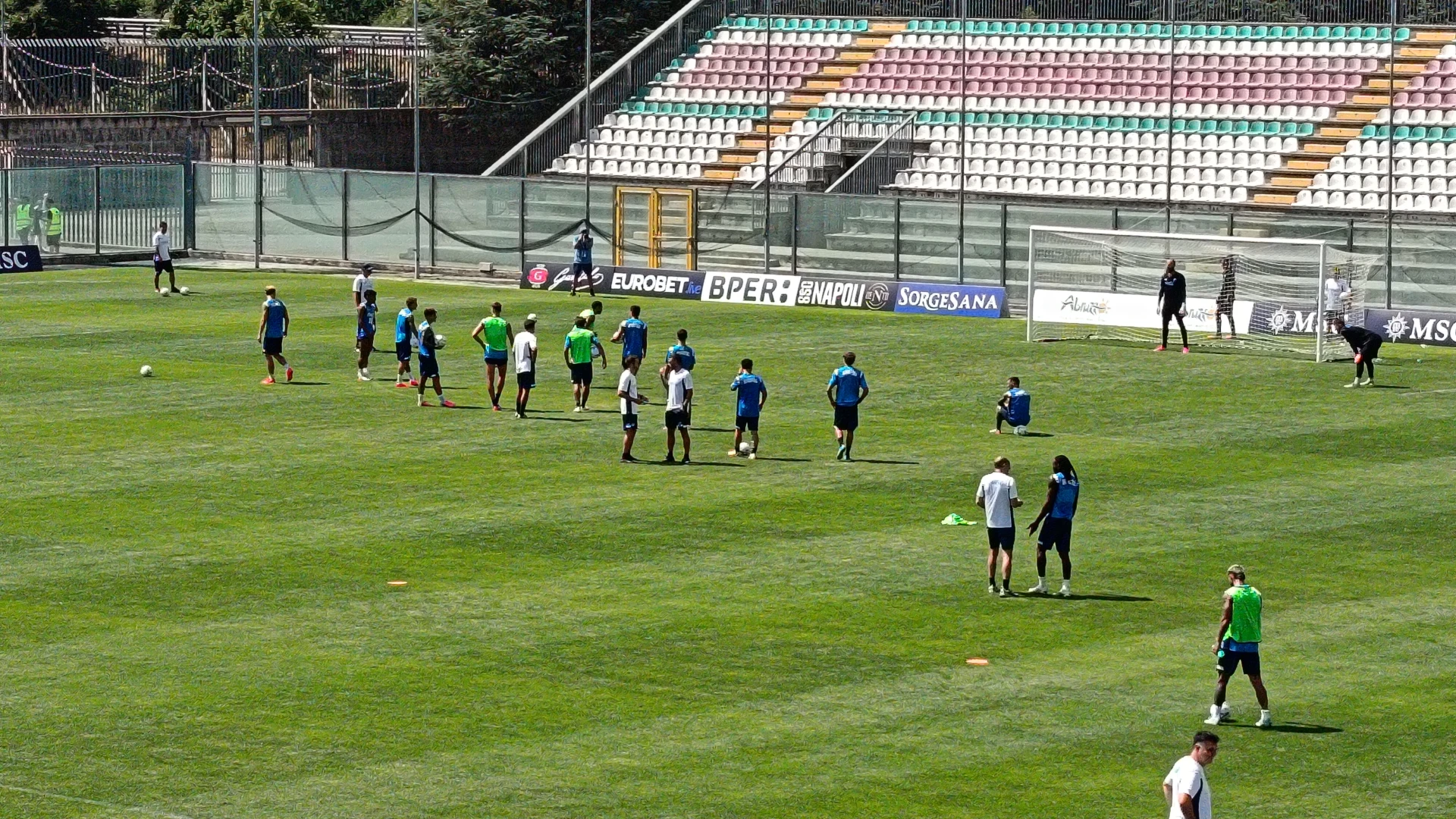 Ssc Napoli, seduta mattutina a porte aperte al Patini: focus su palle inattive e rigori