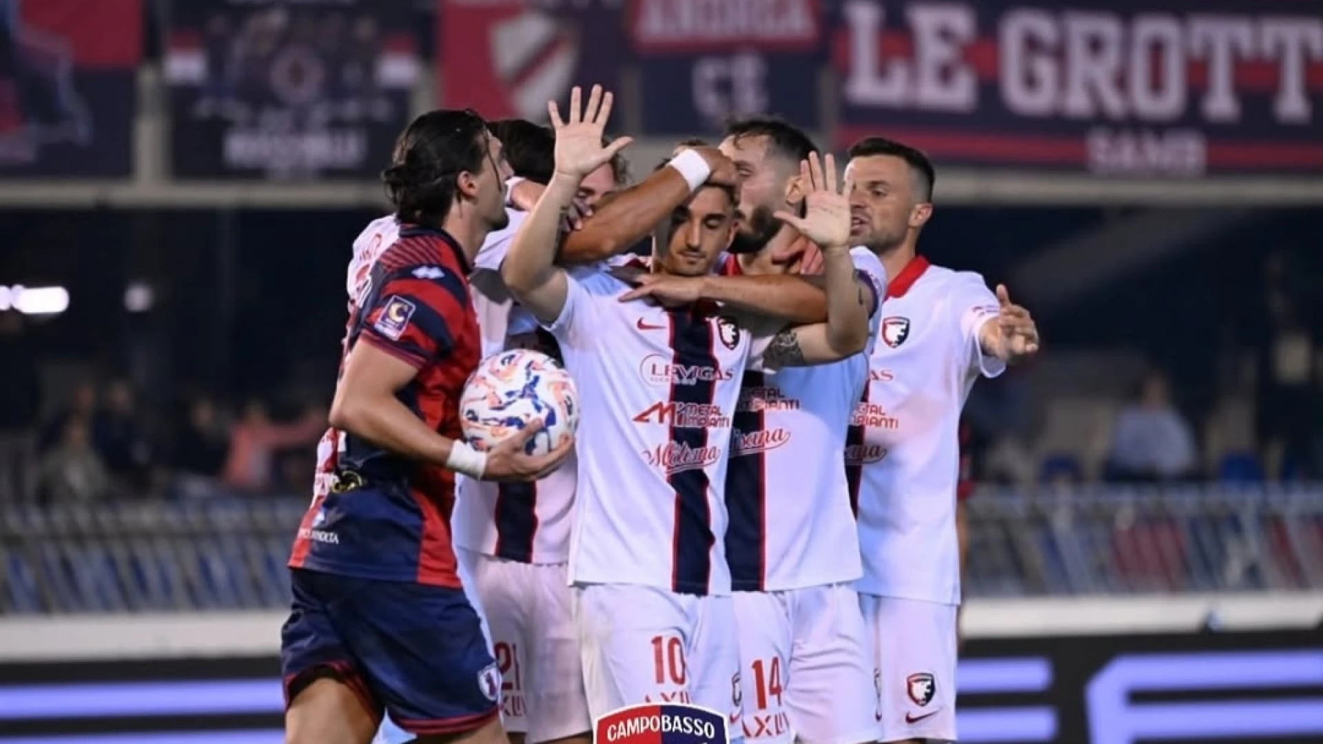 Blitz esterno del Campobasso: 2-1 sul campo della Sambenedettese