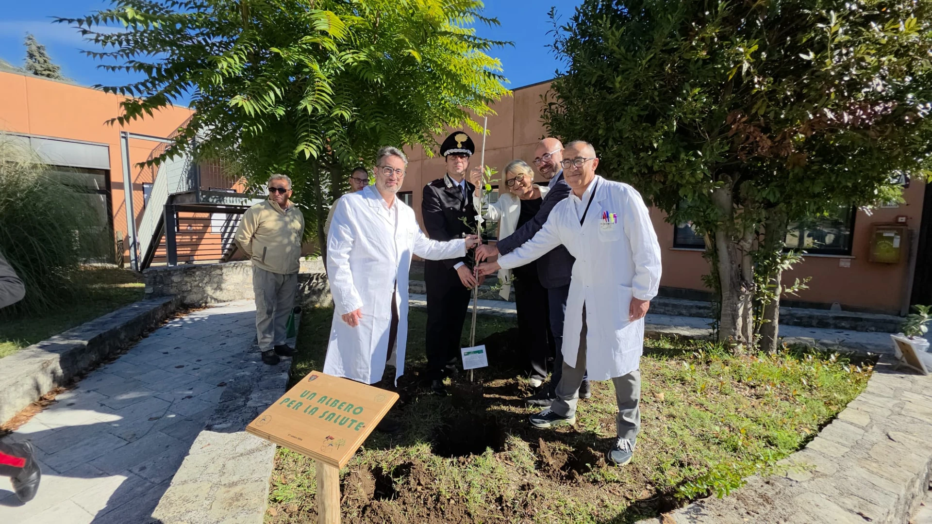 Venafro: all’Ospedale di Comunità Santissimo Rosario la cerimonia “Un albero per la salute”.